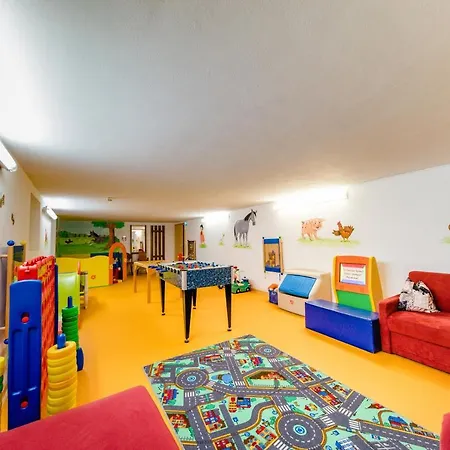 Taxerhof 4*