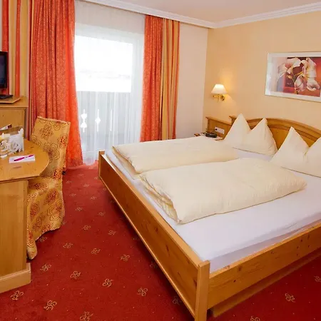 아파트호텔 Taxerhof 4*