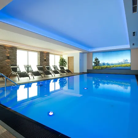 Taxerhof 4* رادستادت