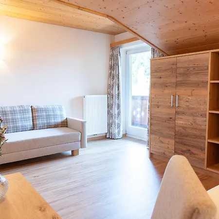 Taxerhof 4*