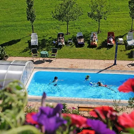 塔克萨霍夫酒店 4* 拉德施塔特