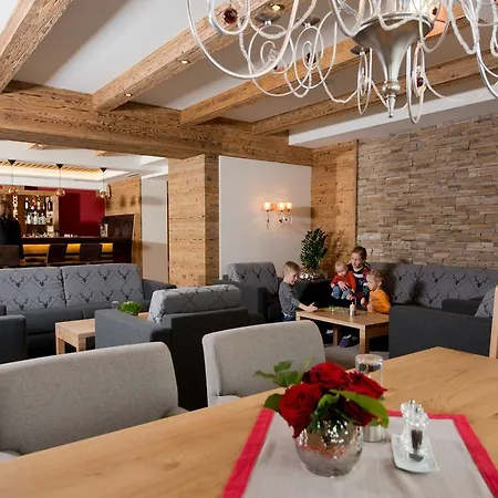 Taxerhof 아파트호텔 라드스타드트