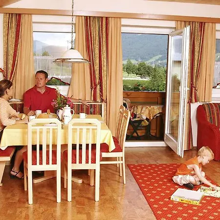 Taxerhof Aparthotel 4*